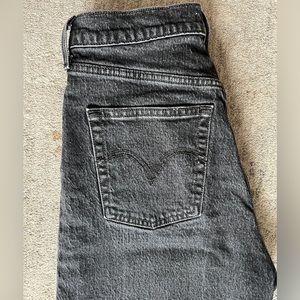 Levi’s Ribcage Straight Ankle Jean